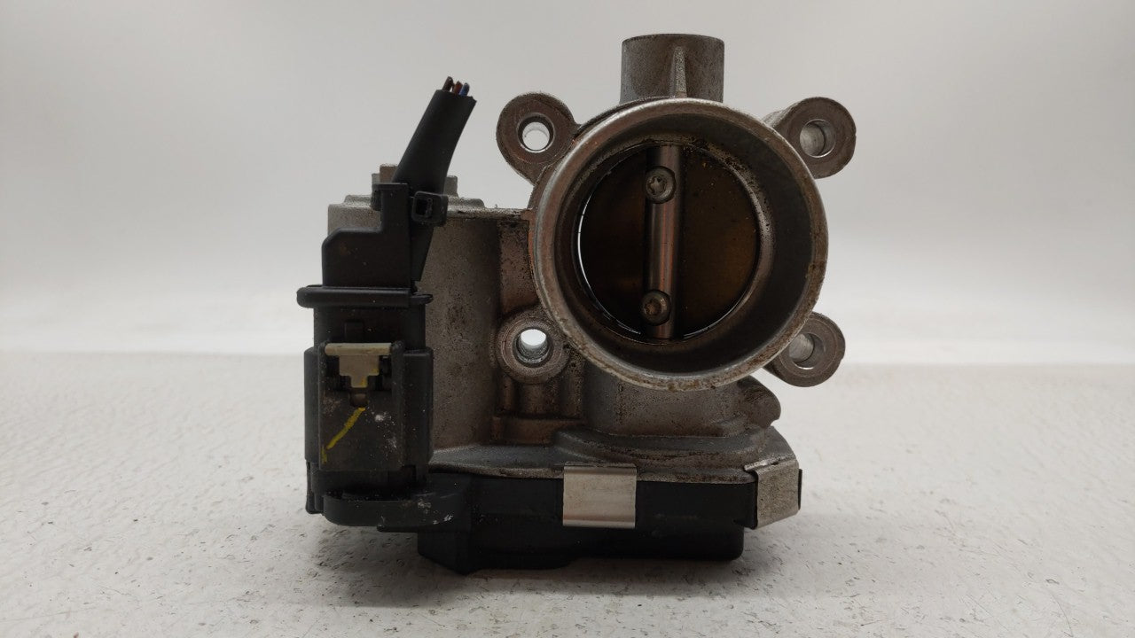 2017-2018 Chevrolet Cruze Throttle Body P/N:12671379AA Fits 2017 2018 OEM Used Auto Parts - Oemusedautoparts1.com