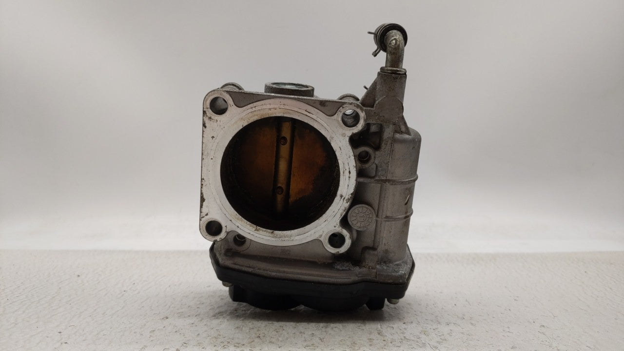 2011-2013 Infiniti M37 Throttle Body P/N:RME60-12 526-02 Fits OEM Used Auto Parts - Oemusedautoparts1.com