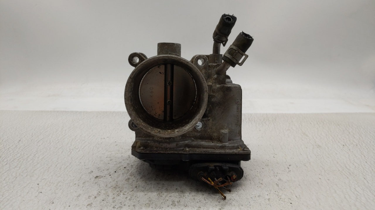 2014-2016 Kia Forte Throttle Body P/N:35100-2E400 Fits 2012 2013 2014 2015 2016 2018 2019 OEM Used Auto Parts - Oemusedautoparts1.com