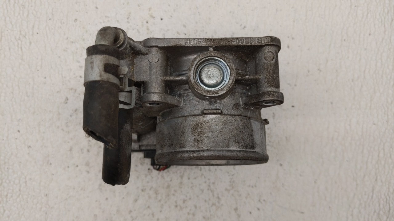 2008-2013 Infiniti G37 Throttle Body P/N:RME60-12 526-02 Fits OEM Used Auto Parts - Oemusedautoparts1.com