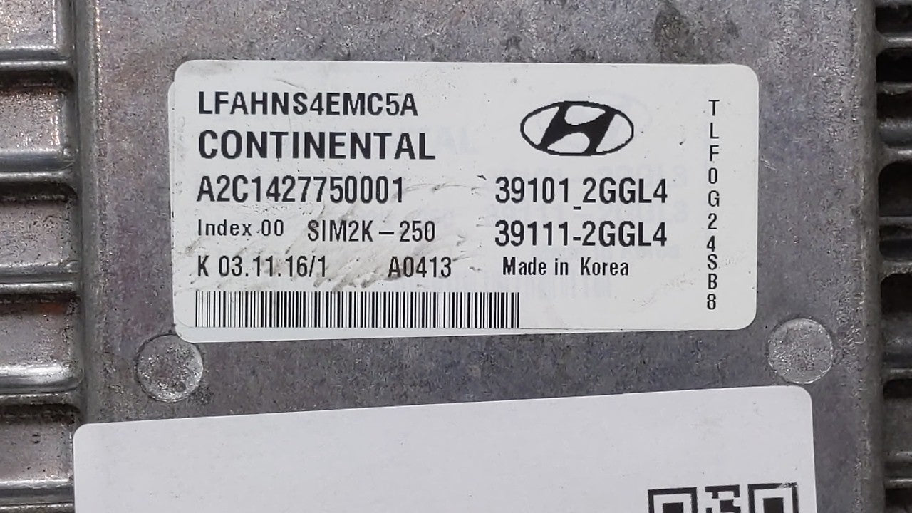 2015-2017 Hyundai Sonata PCM Engine Computer ECU ECM PCU OEM P/N:39101-2GGL0 39111-2GGL0 Fits 2015 2016 2017 OEM Used Auto Parts - Oemusedautoparts1.com