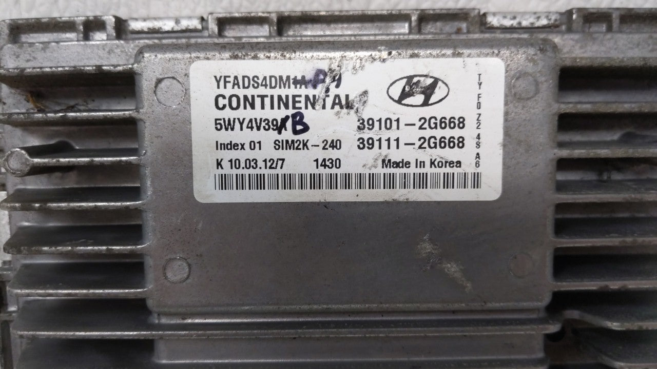 2011-2014 Hyundai Sonata PCM Engine Computer ECU ECM PCU OEM P/N:39111-2G669 39101-2G667 Fits 2011 2012 2013 2014 OEM Used Auto Parts - Oemusedautoparts1.com