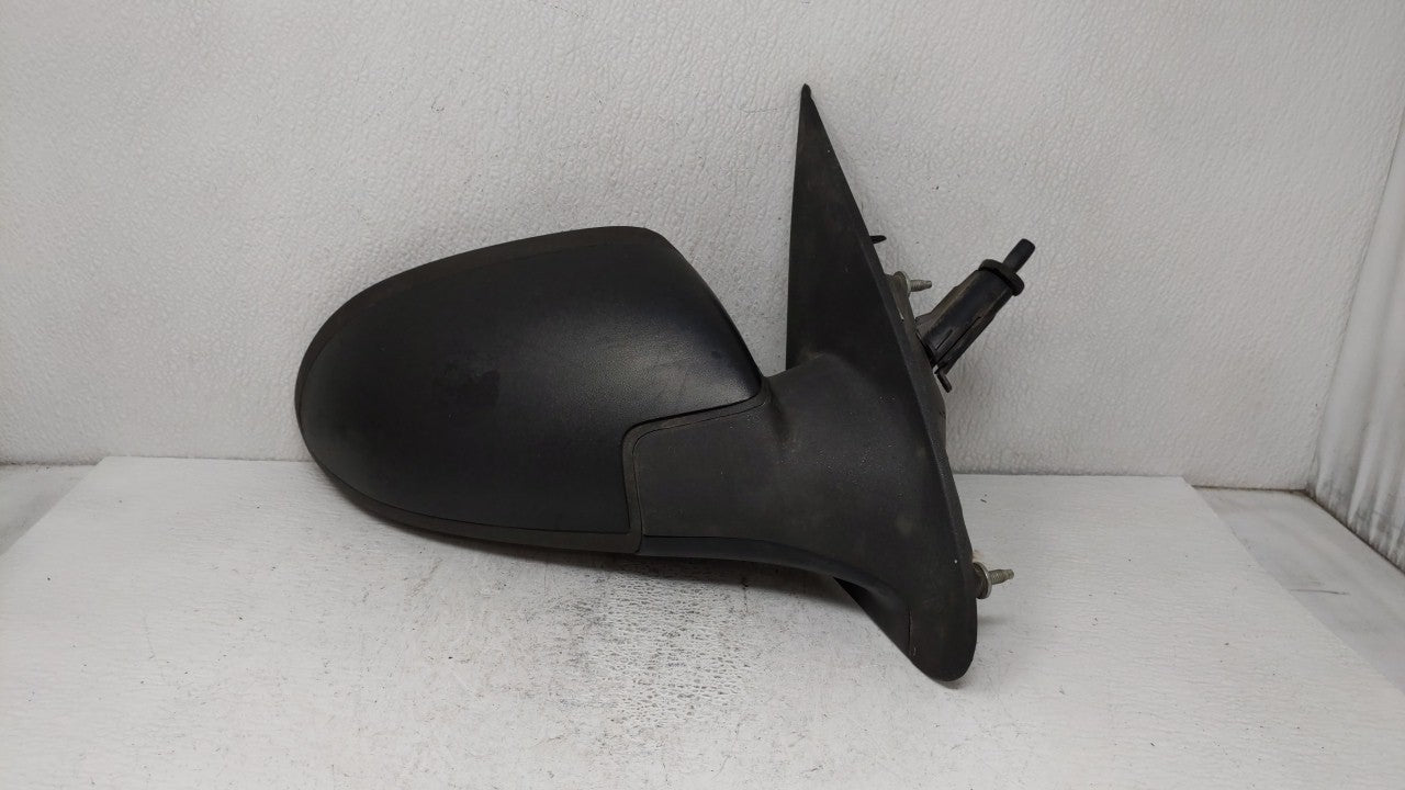 2005-2010 Chevrolet Cobalt Passenger Right Side View Manual Door Mirror - Oemusedautoparts1.com