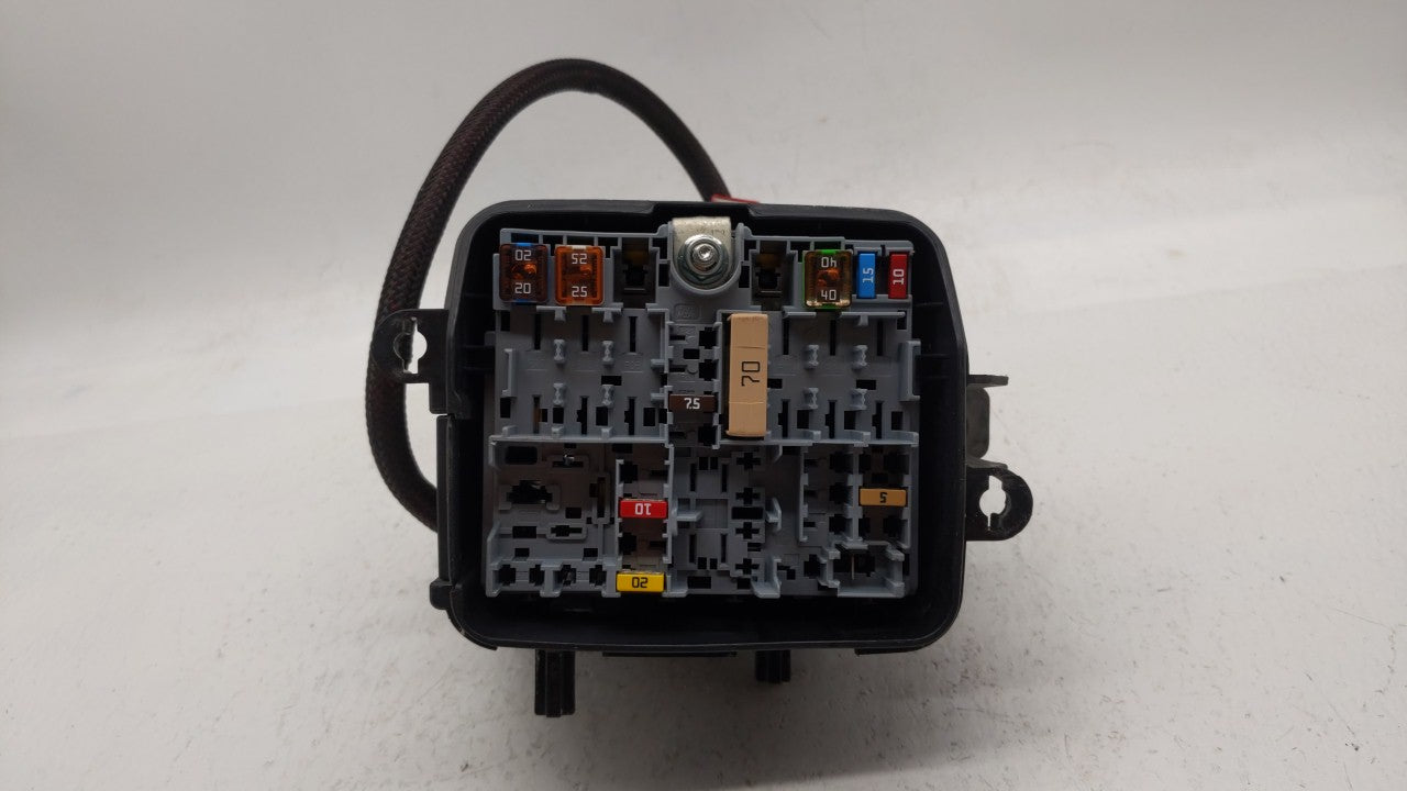 2017 Alfa Romeo Giulia Fusebox Fuse Box Panel Relay Module Fits OEM Used Auto Parts - Oemusedautoparts1.com