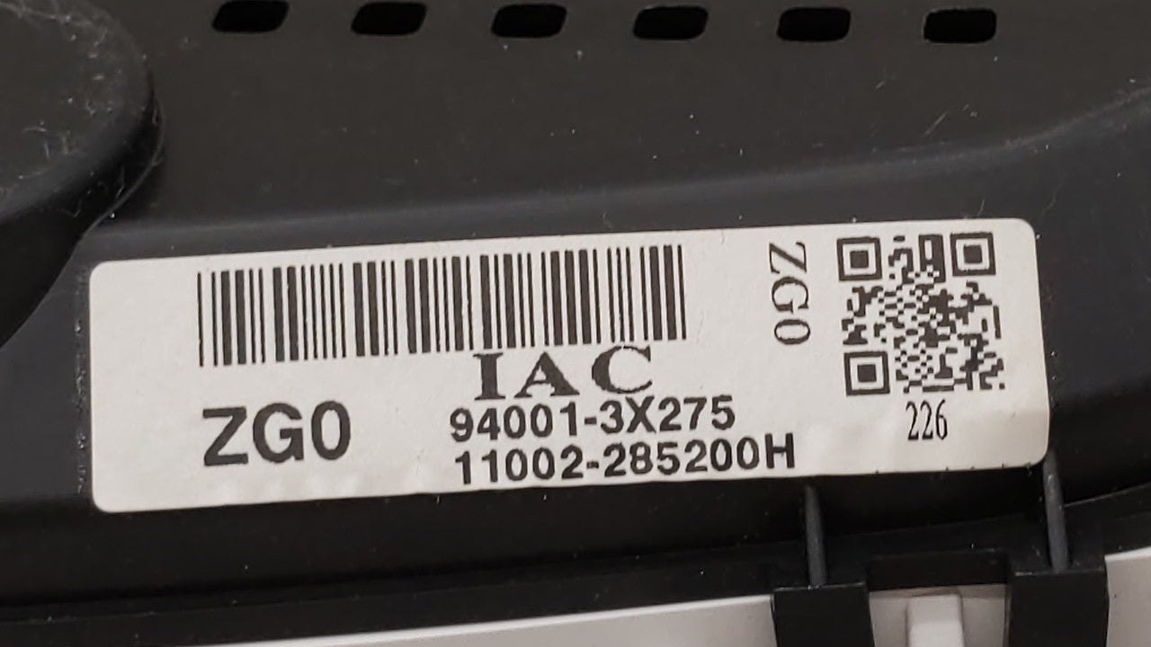 2013 Hyundai Elantra Instrument Cluster Speedometer Gauges P/N:94001-3X275 94001-3X520 Fits OEM Used Auto Parts - Oemusedautoparts1.com