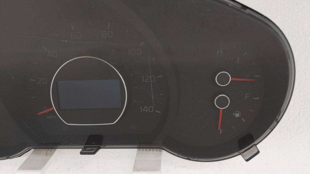 2014-2015 Kia Soul Instrument Cluster Speedometer Gauges P/N:94006-B2510 94006-B2520 Fits 2014 2015 OEM Used Auto Parts - Oemusedautoparts1.com