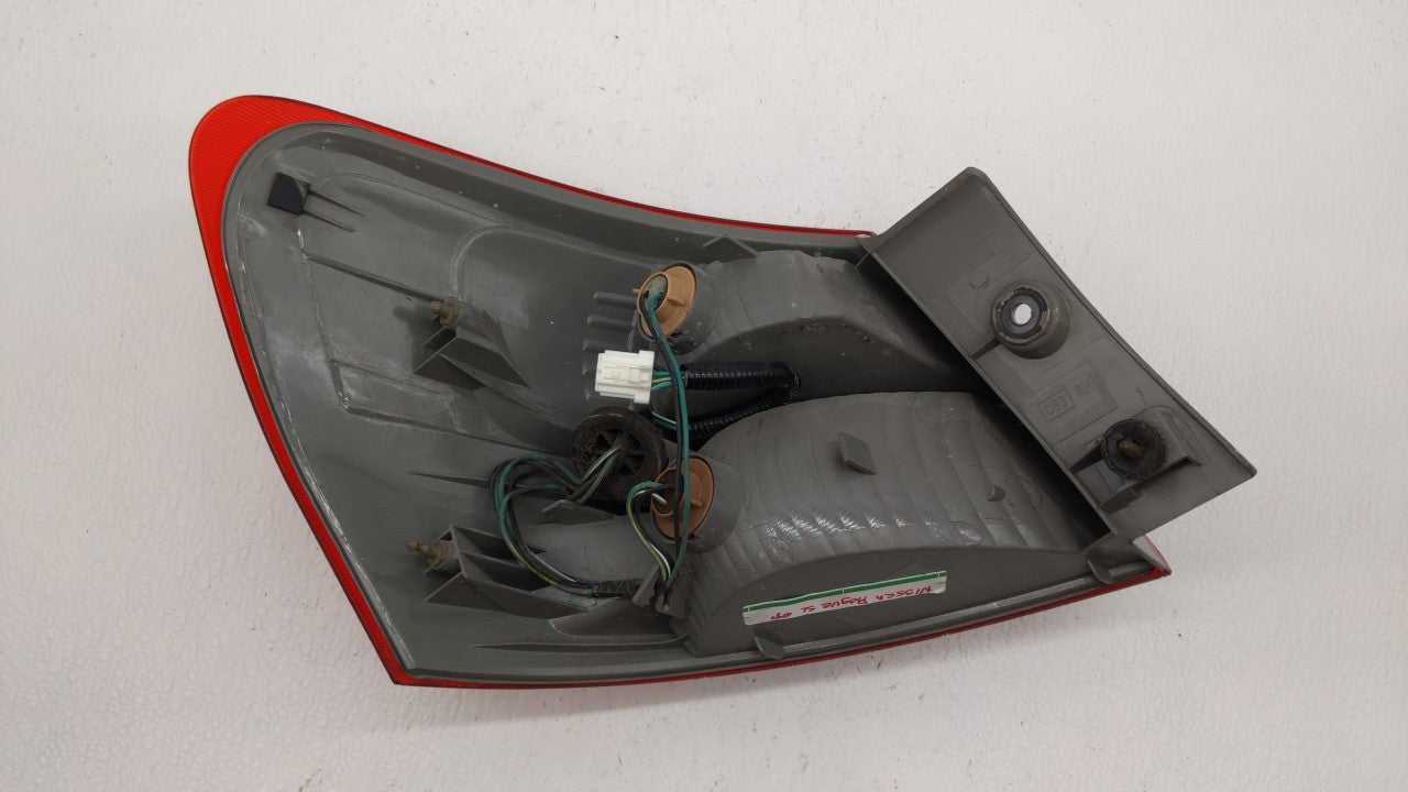 2008-2015 Nissan Rogue Tail Light Assembly Passenger Right OEM P/N:D0BBA Fits 2008 2009 2010 2011 2012 2013 2014 2015 OEM Used Auto Parts - Oemusedautoparts1.com