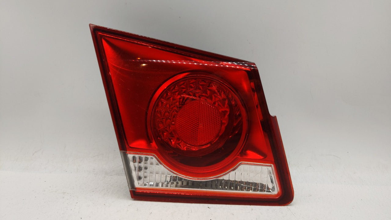 2011-2016 Chevrolet Cruze Tail Light Assembly Driver Left OEM Fits 2011 2012 2013 2014 2015 2016 OEM Used Auto Parts - Oemusedautoparts1.com