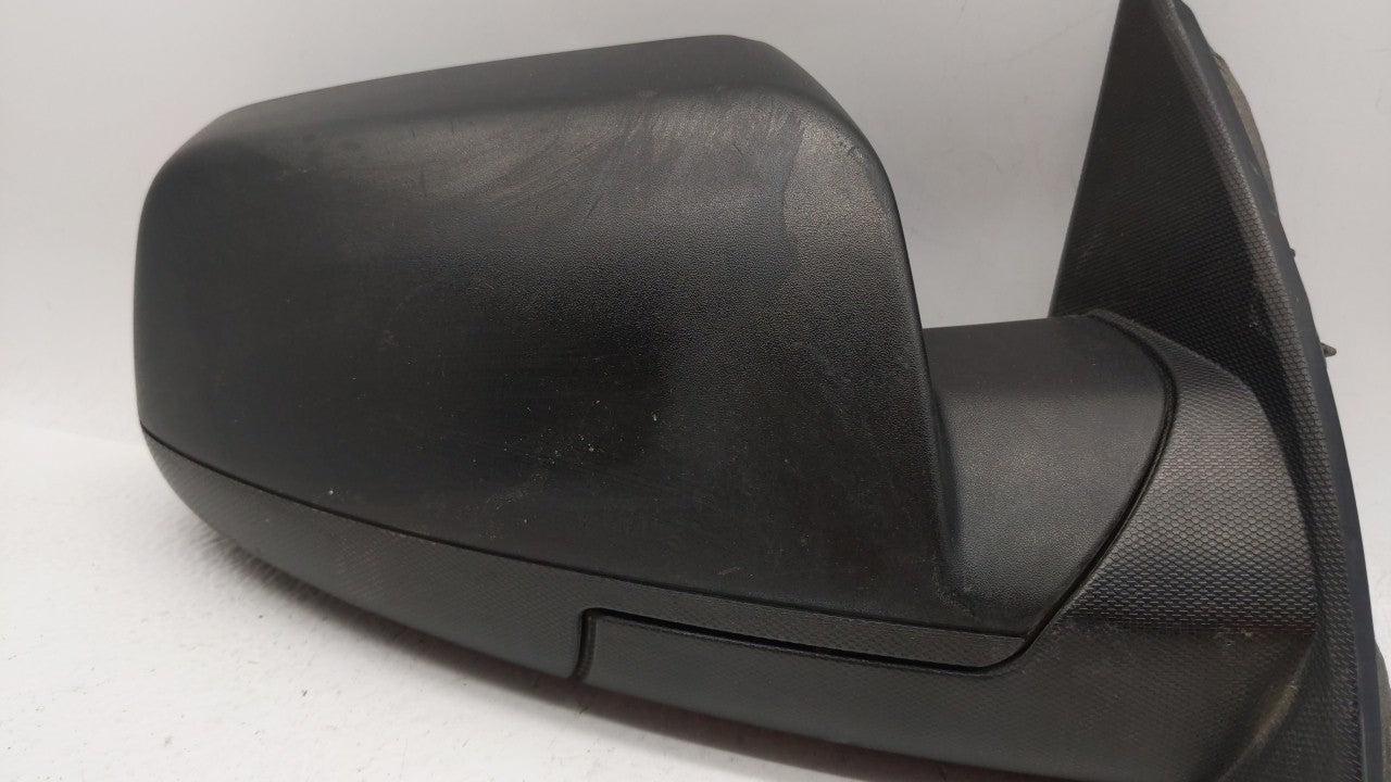 2010-2011 Chevrolet Equinox Side Mirror Replacement Passenger Right View Door Mirror P/N:20835832 20858708 Fits 2010 2011 OEM Used Auto Parts - Oemusedautoparts1.com