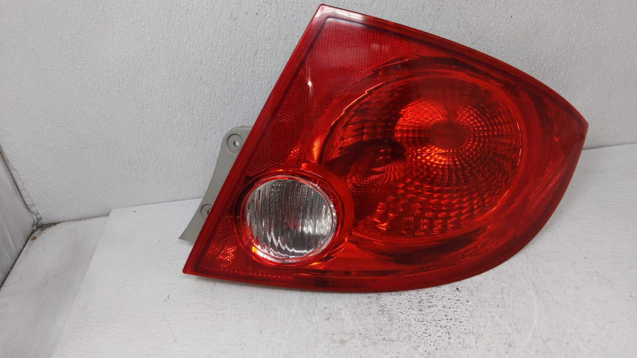 2010 Chevrolet Cobalt Tail Light Assembly Passenger Right OEM P/N:20868642 25823650 Fits 2005 2006 2007 2008 2009 OEM Used Auto Parts - Oemusedautoparts1.com