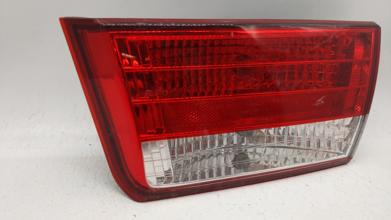 2008 Hyundai Sonata Tail Light Assembly Passenger Right OEM Fits OEM Used Auto Parts - Oemusedautoparts1.com