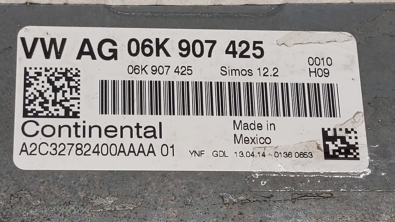 2014 Volkswagen Jetta PCM Engine Computer ECU ECM PCU OEM P/N:06K 906 070 C 06K 907 425 Fits OEM Used Auto Parts - Oemusedautoparts1.com