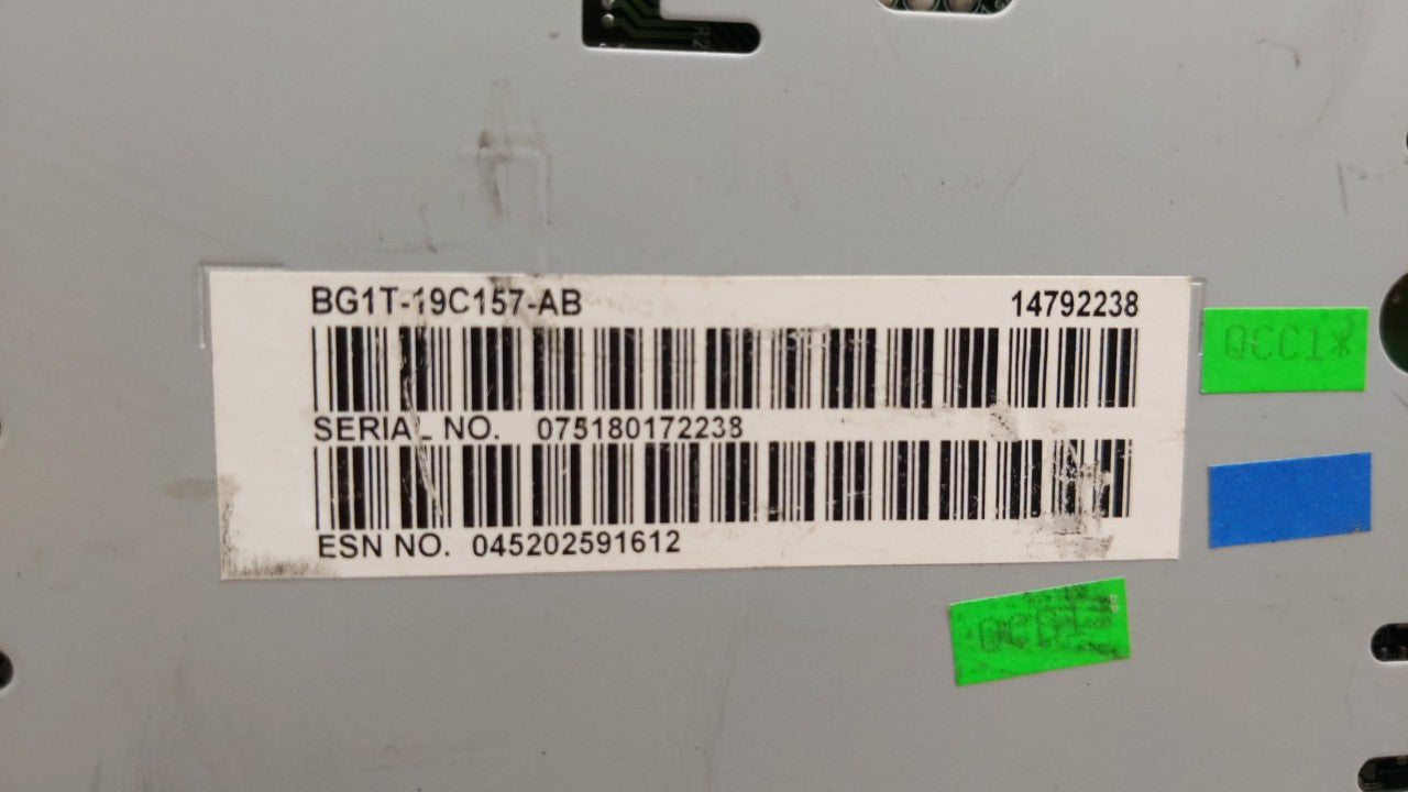 2011-2012 Ford Taurus Radio AM FM Cd Player Receiver Replacement P/N:BG1T-19C157-AB Fits 2011 2012 OEM Used Auto Parts - Oemusedautoparts1.com