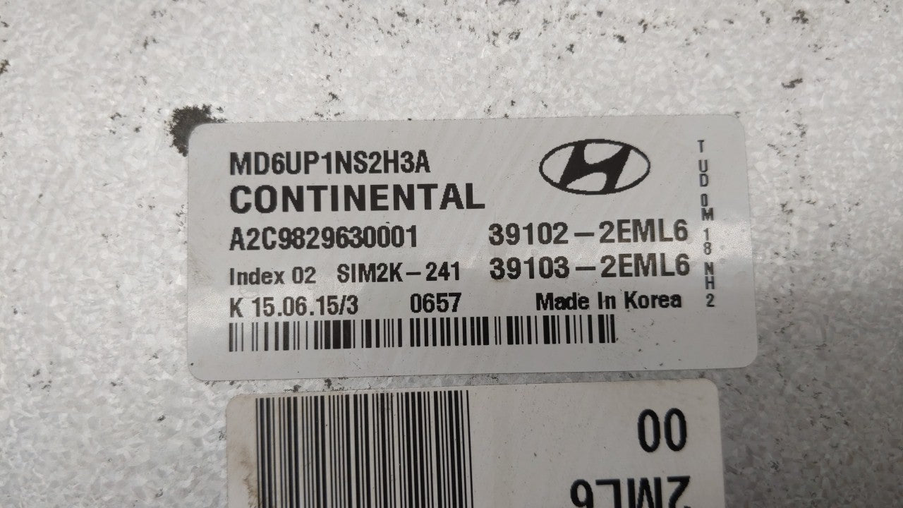 2014-2016 Hyundai Elantra PCM Engine Computer ECU ECM PCU OEM P/N:39102-2EML6 39103-2EML6 Fits 2014 2015 2016 OEM Used Auto Parts - Oemusedautoparts1.com