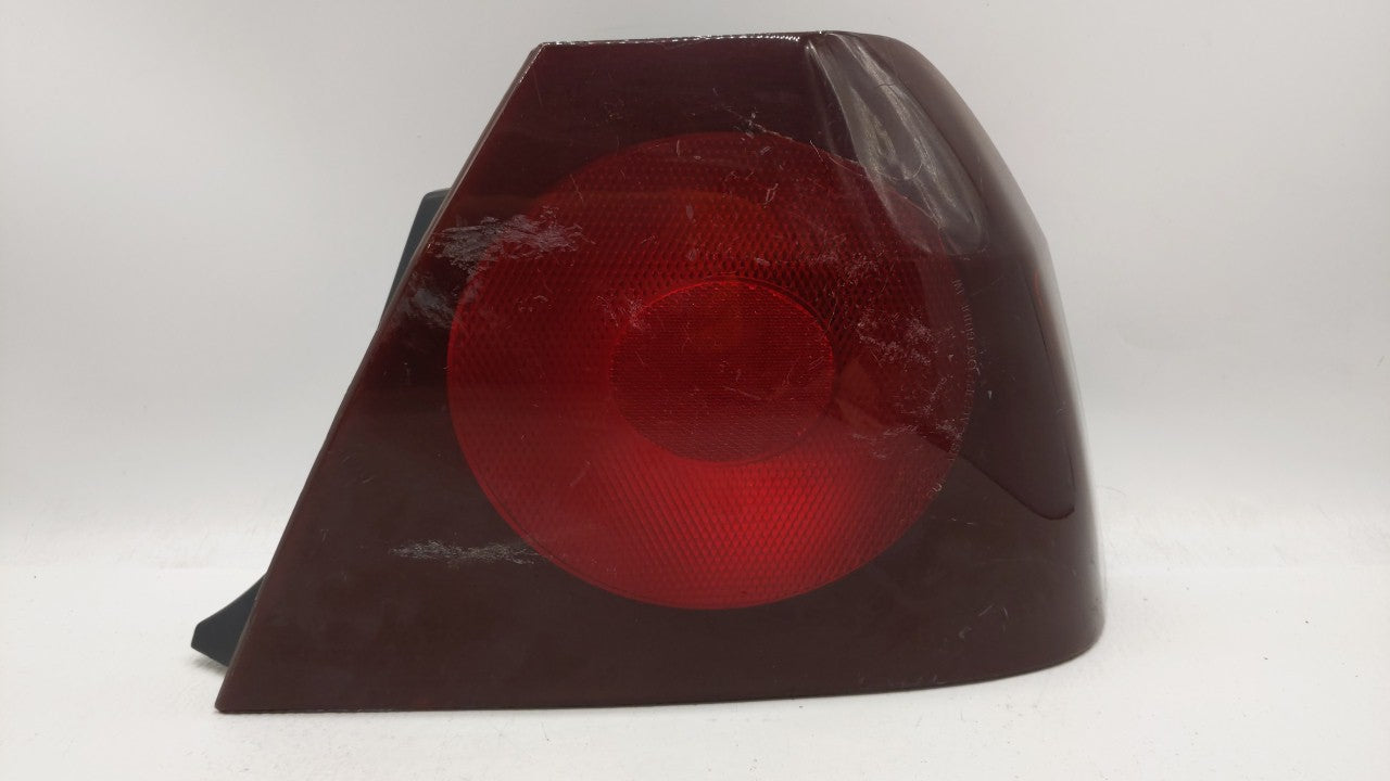 2004-2005 Chevrolet Impala Tail Light Assembly Passenger Right OEM P/N:49209454 16525262 Fits 2004 2005 OEM Used Auto Parts - Oemusedautoparts1.com