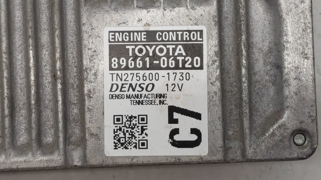 2015 Toyota Camry PCM Engine Computer ECU ECM PCU OEM P/N:89661-06T21 89661-06T20 Fits OEM Used Auto Parts - Oemusedautoparts1.com