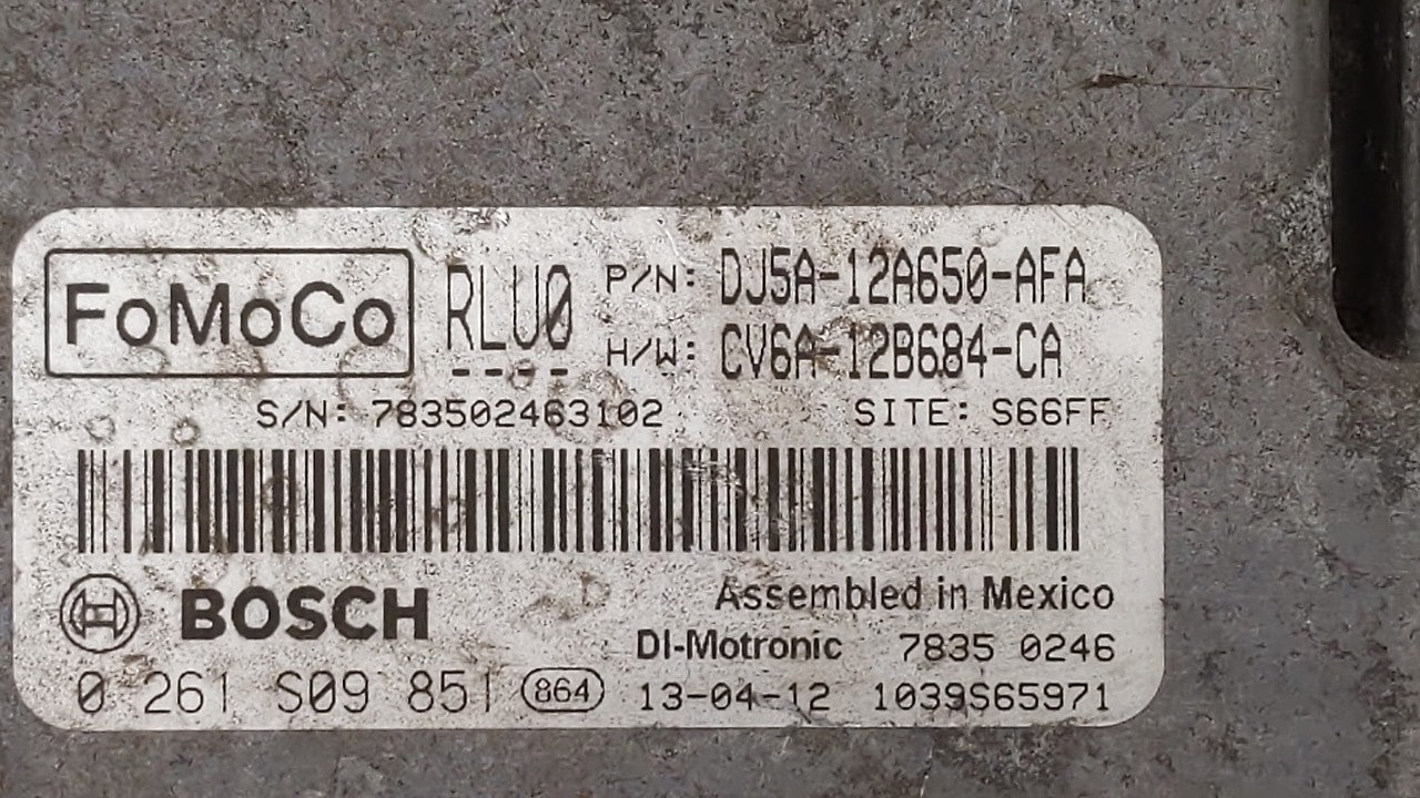 2013-2015 Ford Escape PCM Engine Computer ECU ECM PCU OEM P/N:DJ5A-12A650-ABB FJ5A-12A650-DC Fits 2013 2014 2015 OEM Used Auto Parts - Oemusedautoparts1.com