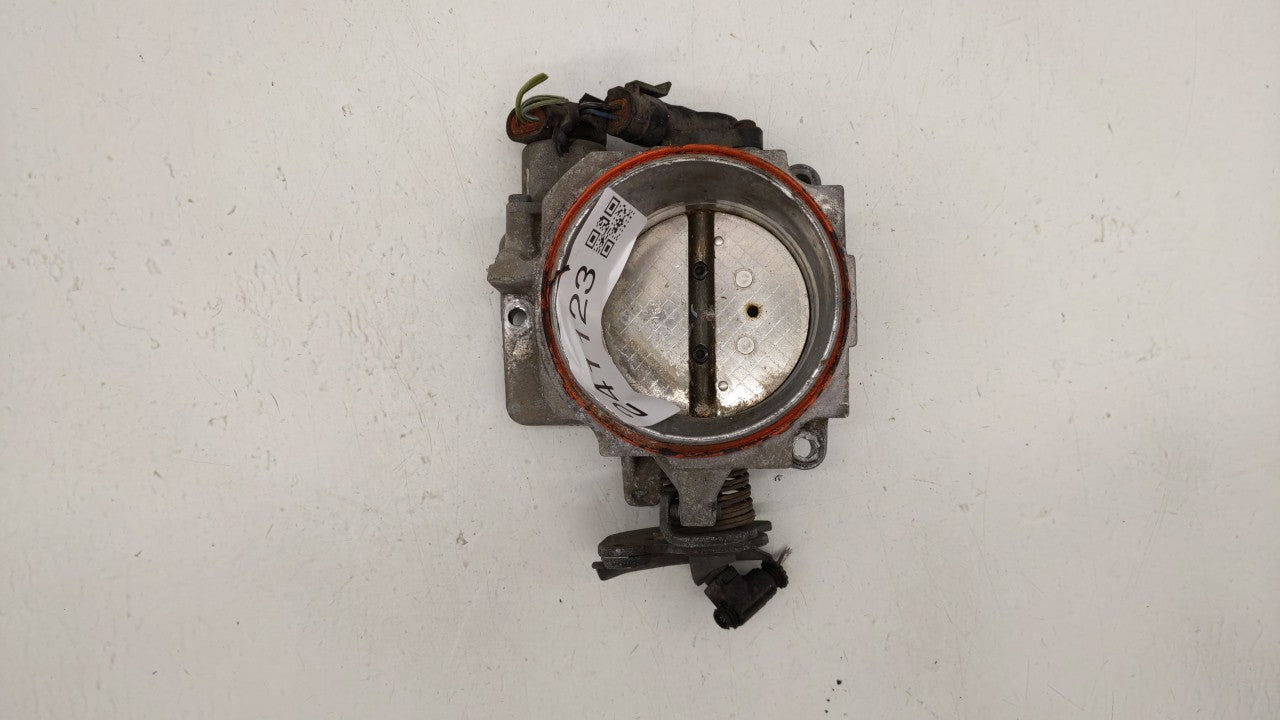 2002-2007 Gmc Sierra 1500 Throttle Body 241123 - Oemusedautoparts1.com