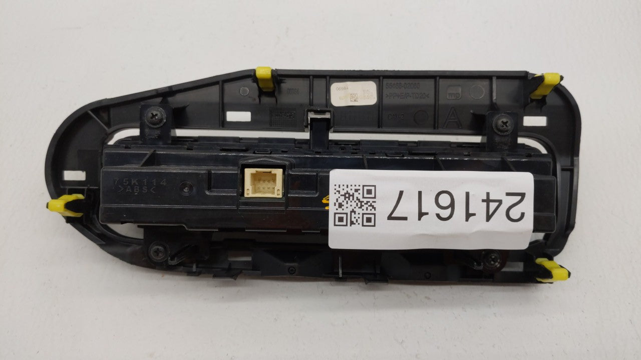 2017-2019 Toyota Corolla Climate Control Module Temperature AC/Heater Replacement P/N:55468-02060 Fits 2017 2018 2019 OEM Used Auto Parts - Oemusedautoparts1.com
