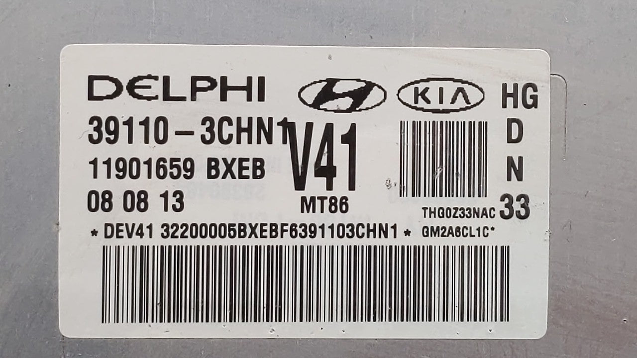 2012-2014 Hyundai Azera PCM Engine Computer ECU ECM PCU OEM P/N:39110-3CHN0 39110-3CHN1 Fits 2012 2013 2014 OEM Used Auto Parts - Oemusedautoparts1.com