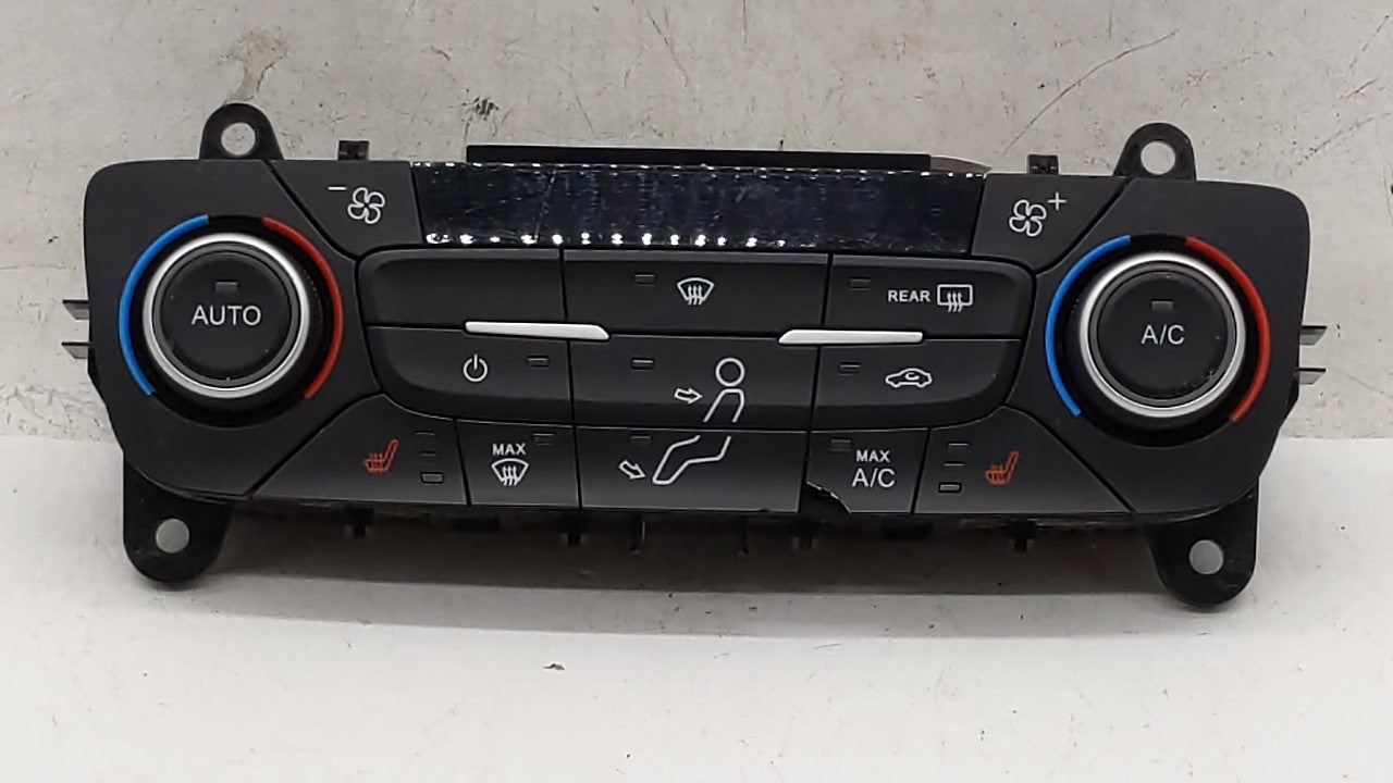 2018-2019 Ford Escape Climate Control Module Temperature AC/Heater Replacement P/N:GJ5T-18C612-CJ GJ5T-18C612-CH Fits 2018 2019 OEM Used Auto Parts - Oemusedautoparts1.com