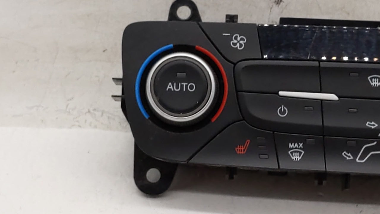 2018-2019 Ford Escape Climate Control Module Temperature AC/Heater Replacement P/N:GJ5T-18C612-CJ GJ5T-18C612-CH Fits 2018 2019 OEM Used Auto Parts - Oemusedautoparts1.com