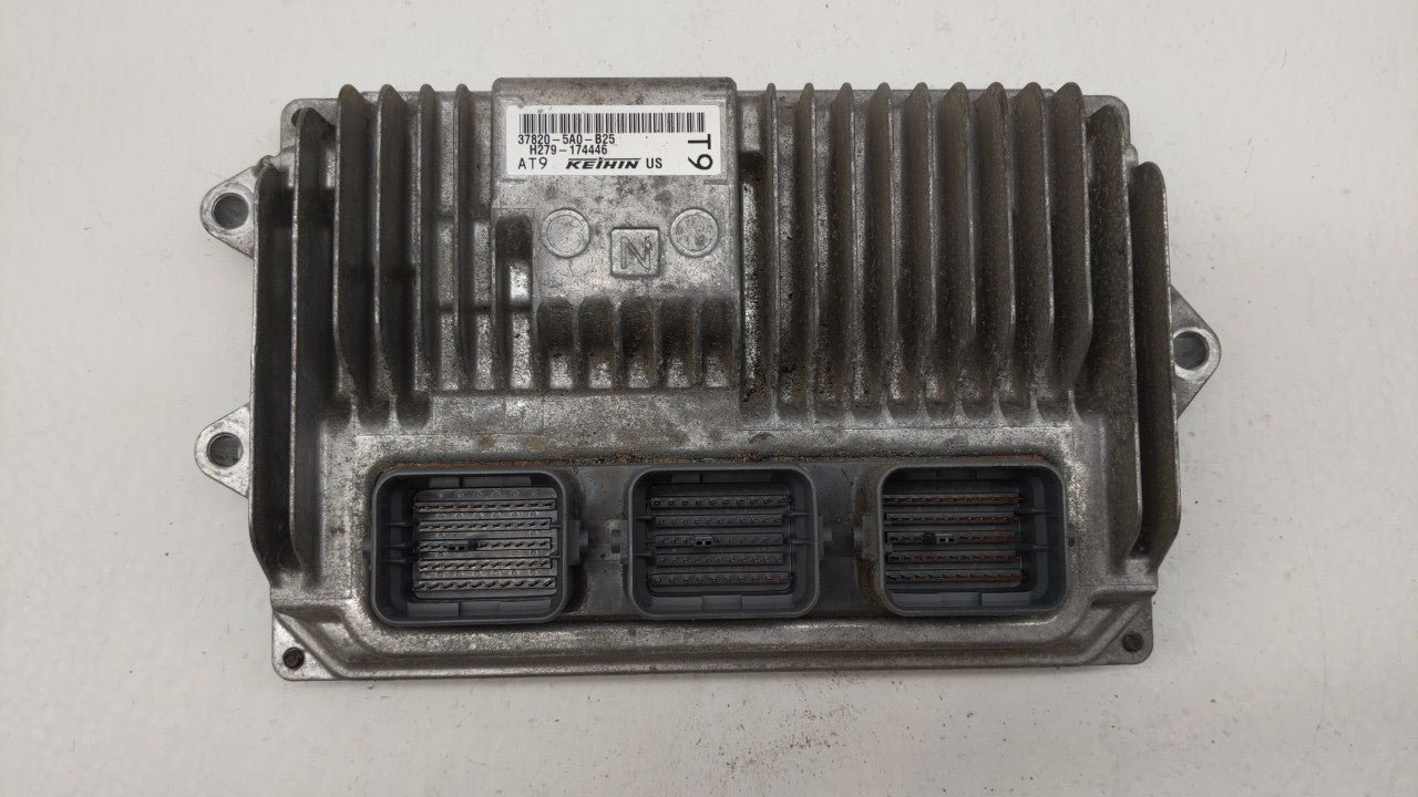 2016-2017 Honda Accord PCM Engine Computer ECU ECM PCU OEM P/N:37820-5A0-B25 Fits 2016 2017 OEM Used Auto Parts - Oemusedautoparts1.com