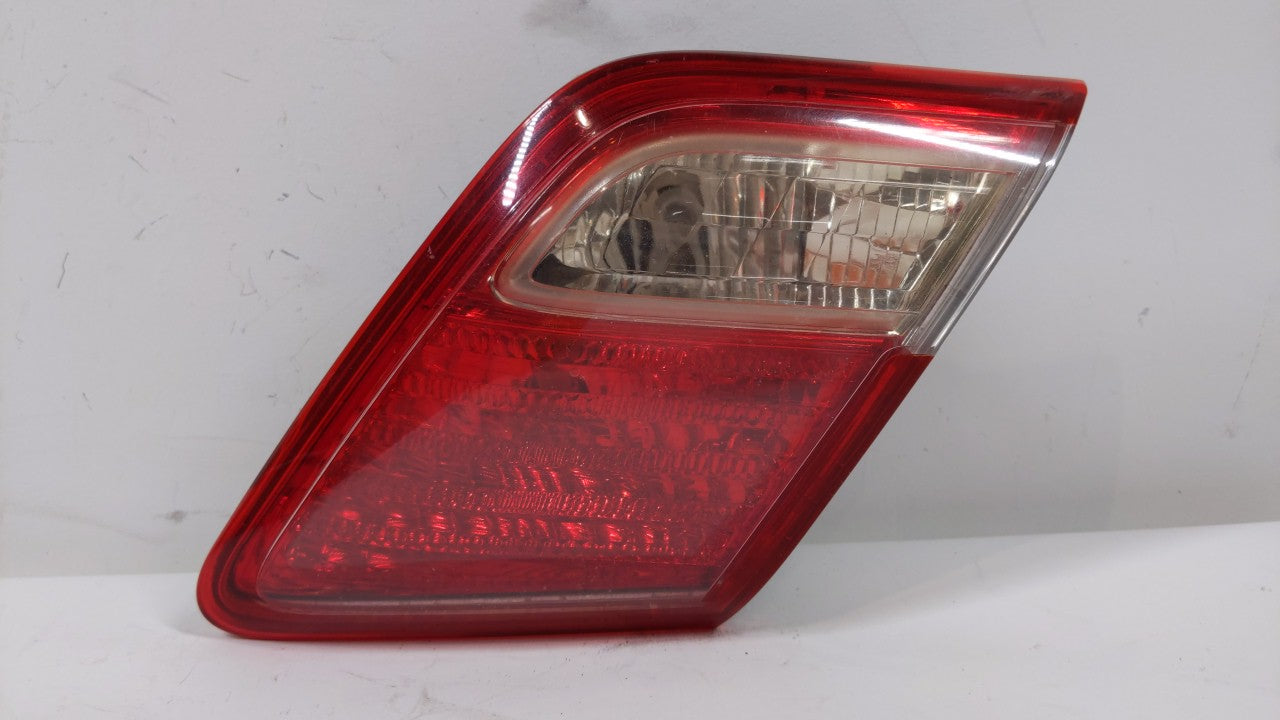 2007-2009 Toyota Camry Tail Light Assembly Passenger Right OEM Fits 2007 2008 2009 OEM Used Auto Parts - Oemusedautoparts1.com