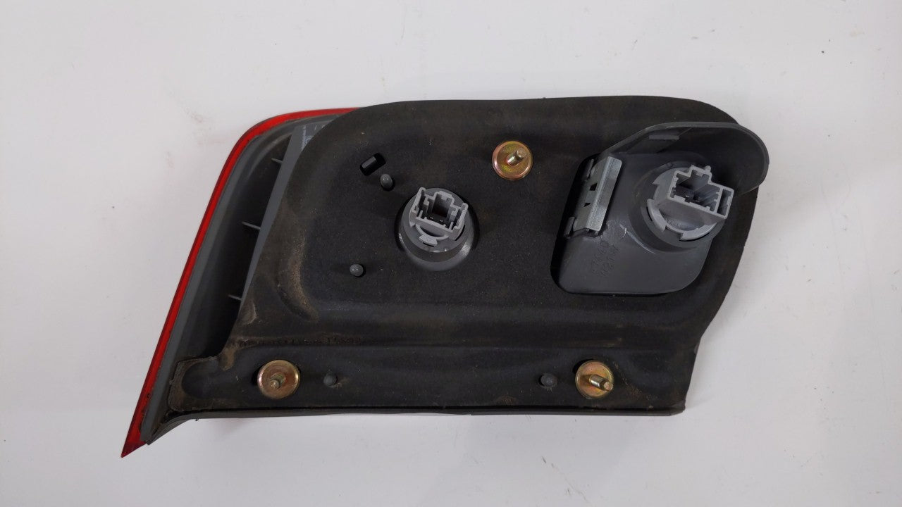 2001-2002 Honda Civic Tail Light Assembly Passenger Right OEM Fits 2001 2002 OEM Used Auto Parts - Oemusedautoparts1.com