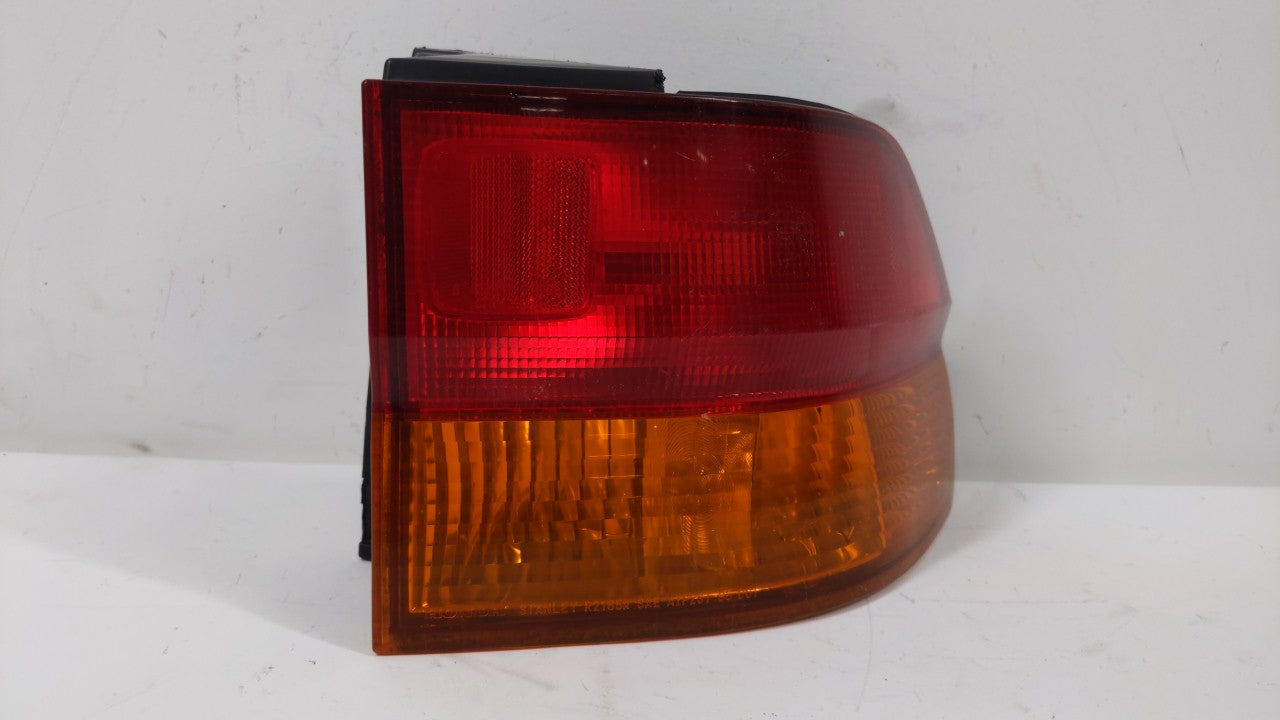 2002-2004 Honda Odyssey Tail Light Assembly Passenger Right OEM Fits 2002 2003 2004 OEM Used Auto Parts - Oemusedautoparts1.com