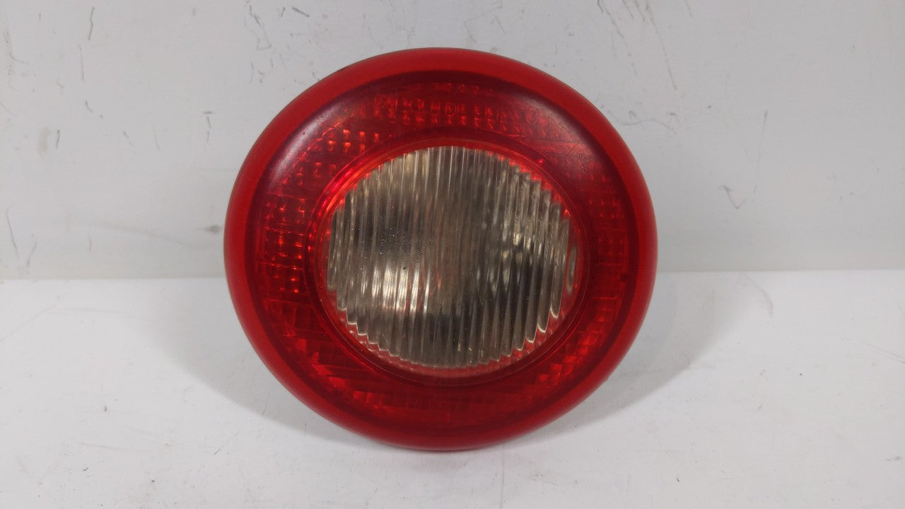 2006-2011 Chevrolet Hhr Tail Light Assembly Driver Left OEM P/N:20778528 15875485 Fits 2006 2007 2008 2009 2010 2011 OEM Used Auto Parts - Oemusedautoparts1.com