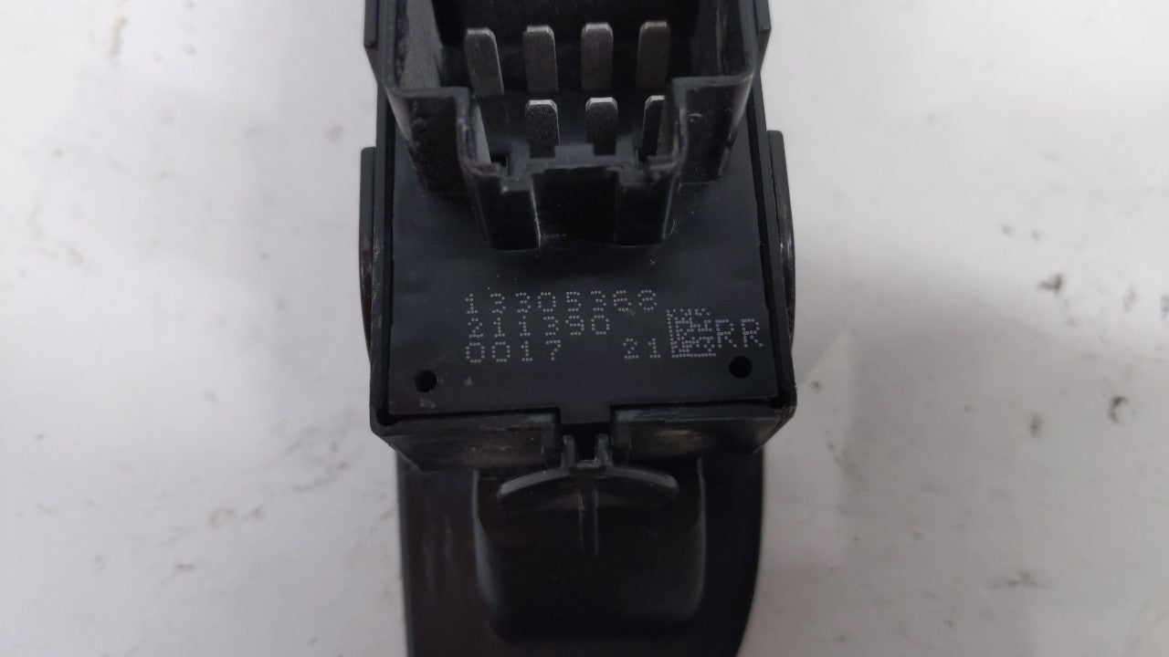 2010 Chevrolet Equinox Driver Left Rear Power Window Switch 13305368 - Oemusedautoparts1.com