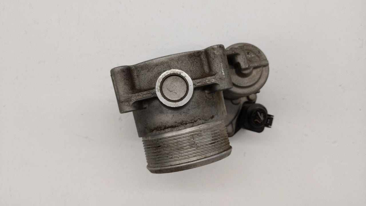 2005-2016 Audi A4 Quattro Throttle Body P/N:E8-2103-0-09305-00485 06F 133 062 E Fits OEM Used Auto Parts - Oemusedautoparts1.com