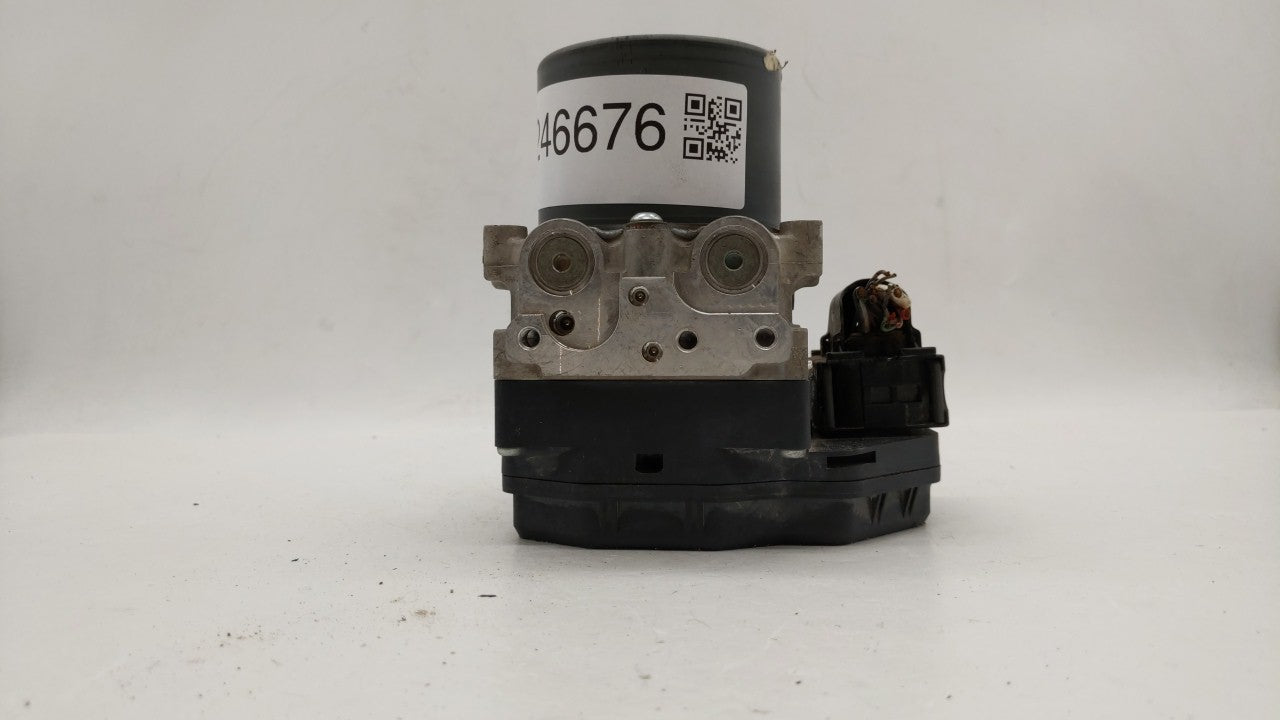 2014 Infiniti Qx60 ABS Pump Control Module Replacement P/N:47660 3JU0C 47660 3JAOC Fits OEM Used Auto Parts - Oemusedautoparts1.com