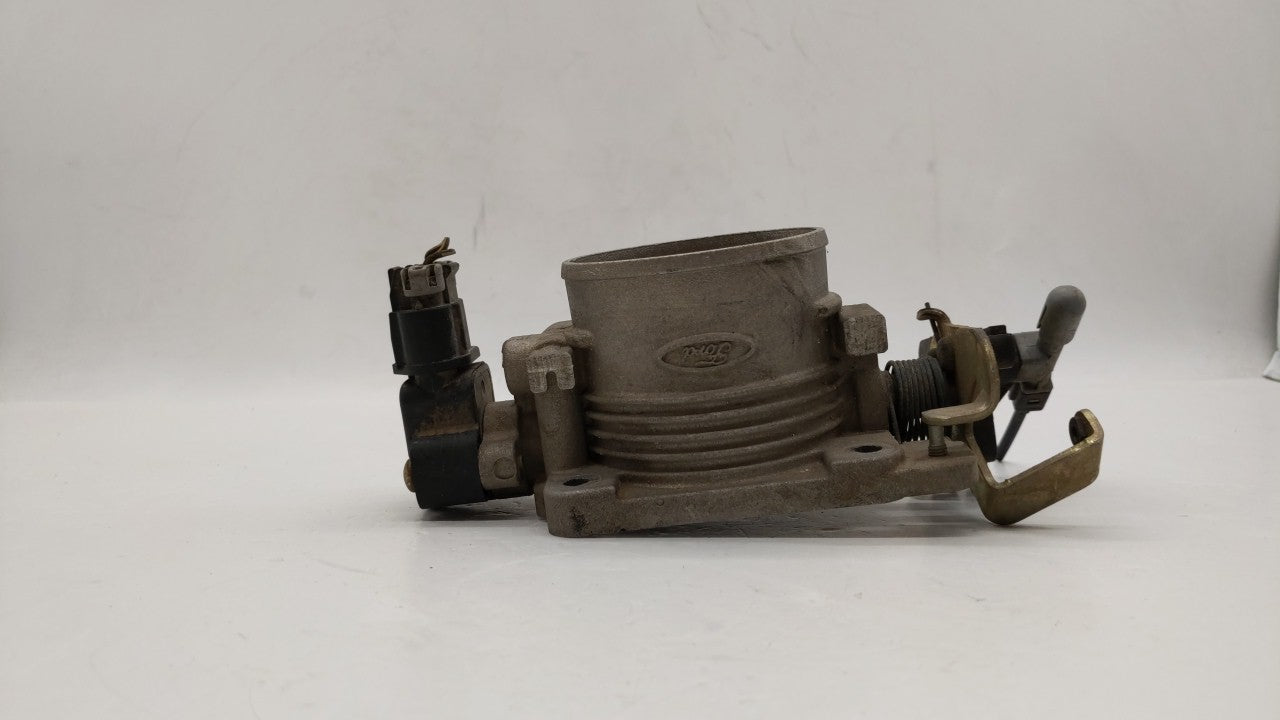 1998-2004 Mercury Grand Marquis Throttle Body P/N:F8ZU-AE F80F-9E928-AA Fits 1998 1999 2000 2001 2002 2003 2004 OEM Used Auto Parts - Oemusedautoparts1.com