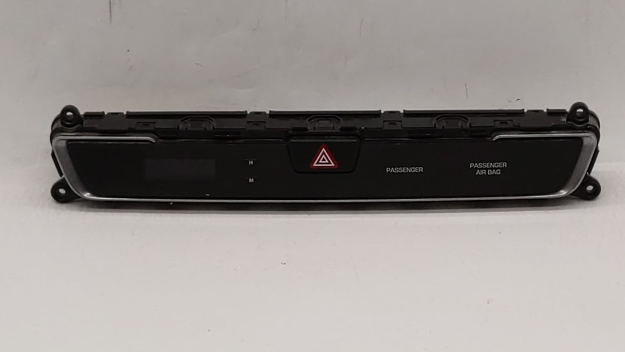 2015-2017 Hyundai Sonata Information Display Screen - Oemusedautoparts1.com