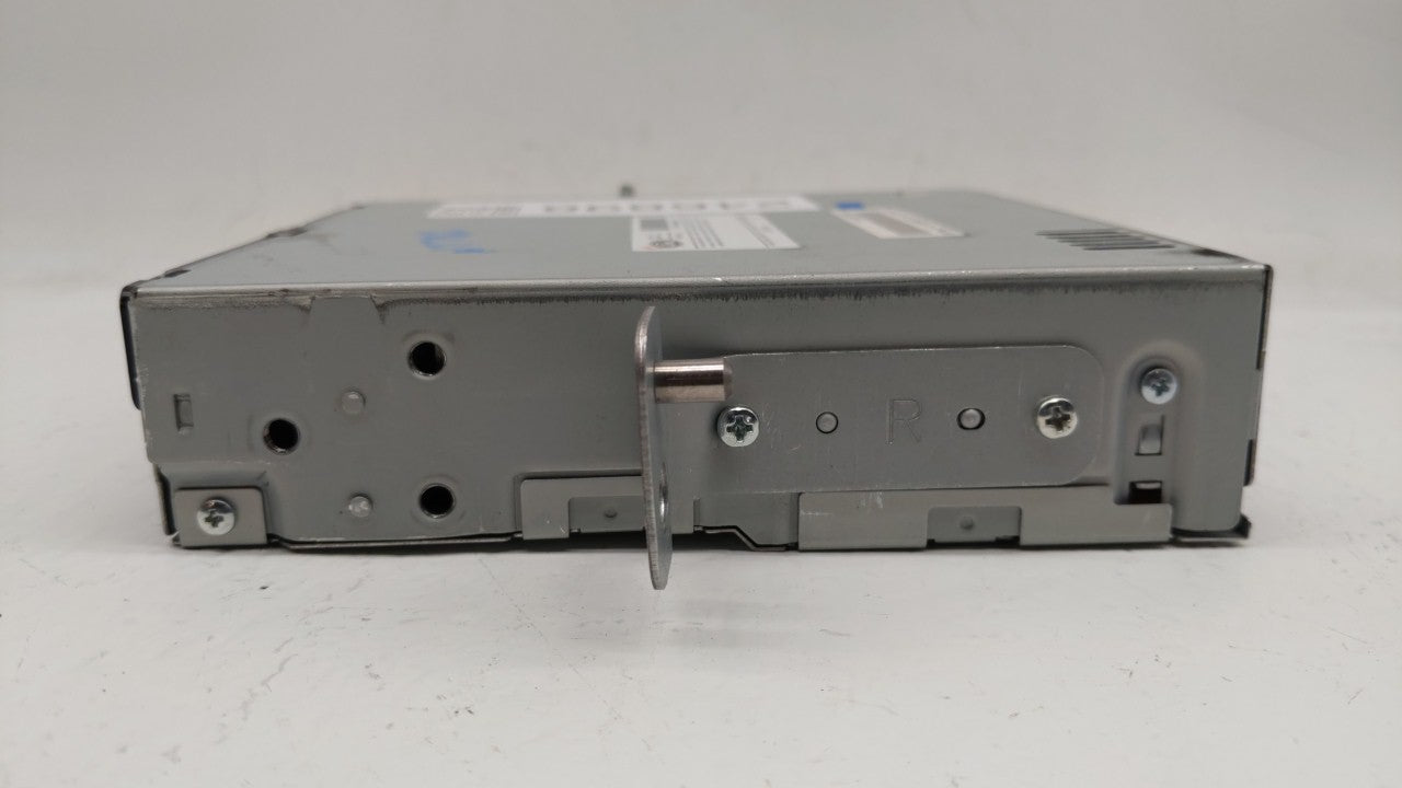 2013-2014 Lincoln Mkz Radio AM FM Cd Player Receiver Replacement P/N:DP5T-18C830-AB DP5T-18C830-AC Fits 2013 2014 OEM Used Auto Parts - Oemusedautoparts1.com