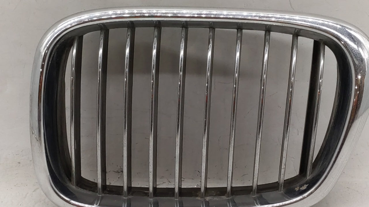 2001-2003 Bmw 525i Front Bumper Grille Cover - Oemusedautoparts1.com