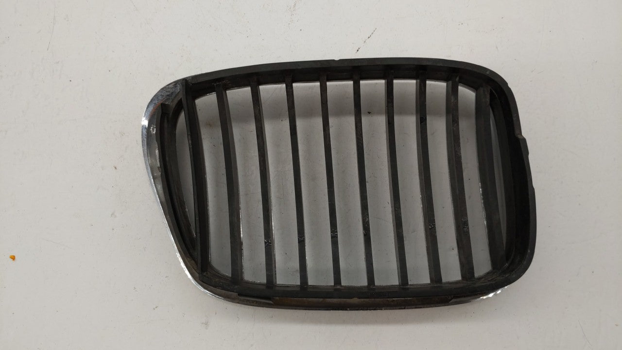 2001-2003 Bmw 525i Front Bumper Grille Cover - Oemusedautoparts1.com