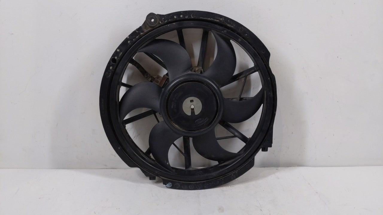 1996-2007 Ford Taurus Left Radiator Fan Motor Assembly - Oemusedautoparts1.com