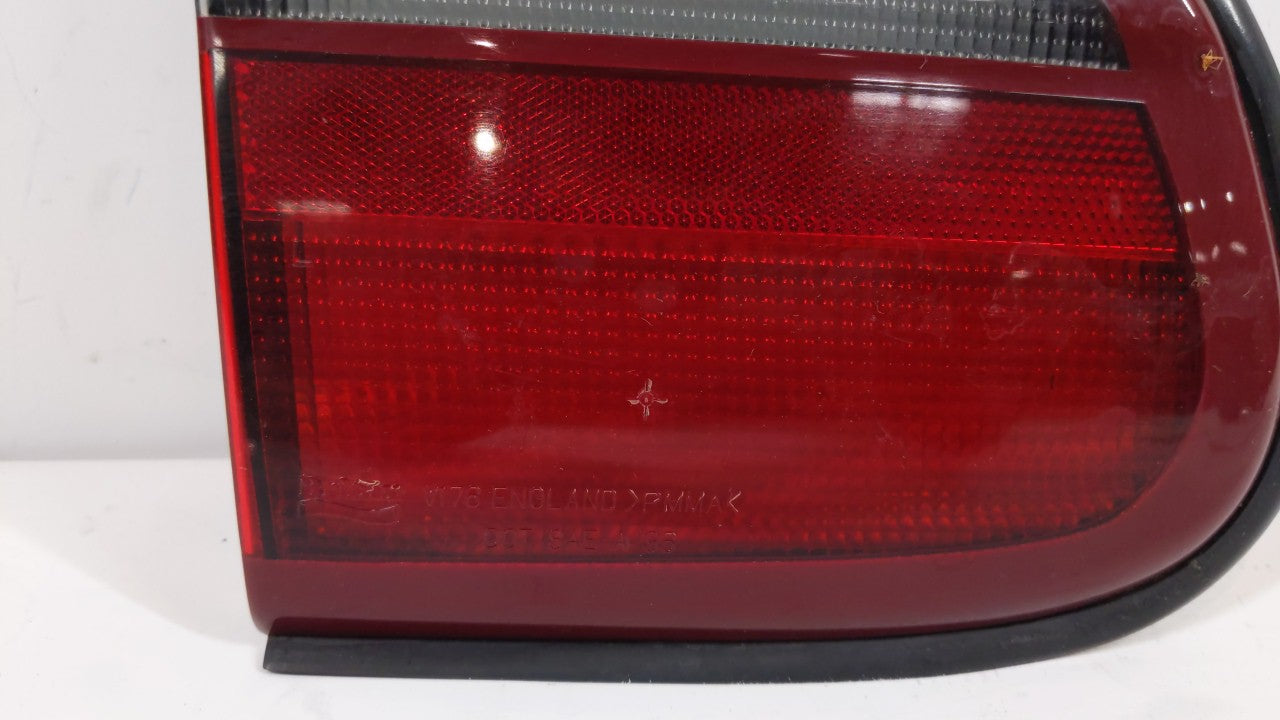 2004 Chevrolet Malibu Tail Light Assembly Driver Left OEM P/N:22605915 Fits OEM Used Auto Parts - Oemusedautoparts1.com