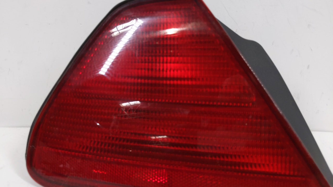 1998-2002 Honda Accord Tail Light Assembly Driver Left OEM Fits 1998 1999 2000 2001 2002 OEM Used Auto Parts - Oemusedautoparts1.com