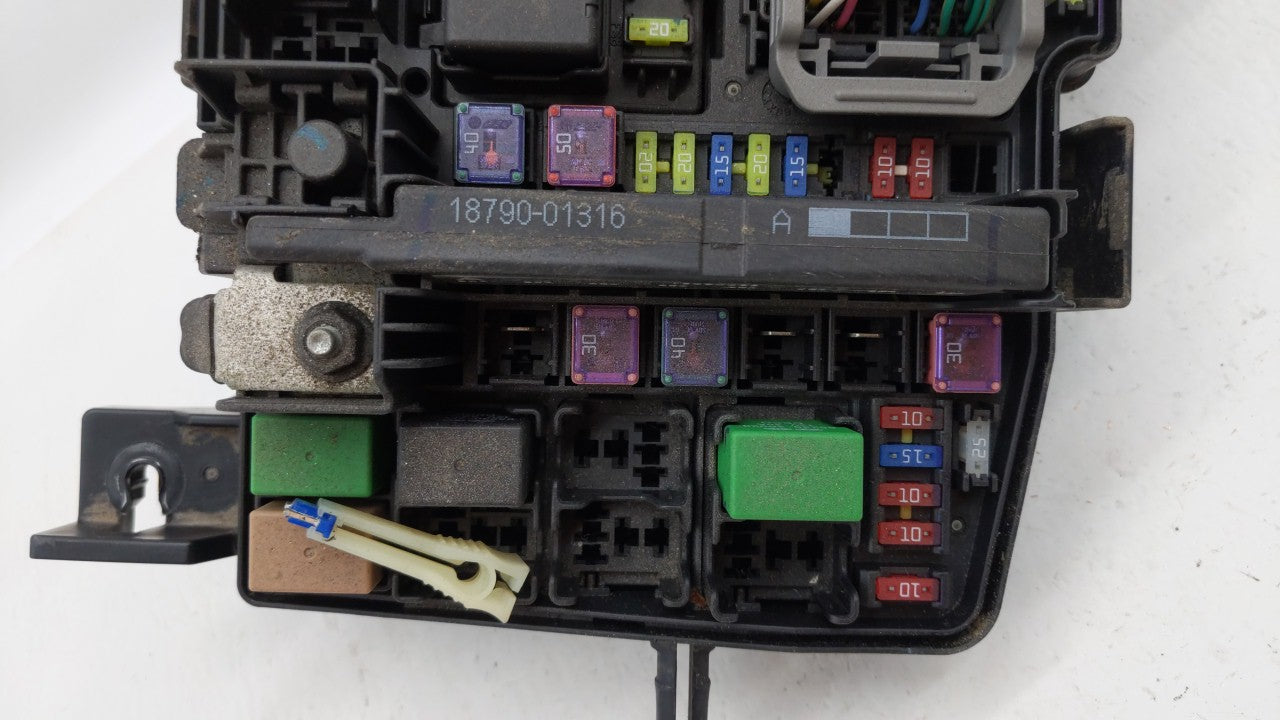 2013 Hyundai Sonata Fusebox Fuse Box Panel Relay Module P/N:91750-3Q070 Fits 2011 2012 2014 OEM Used Auto Parts - Oemusedautoparts1.com