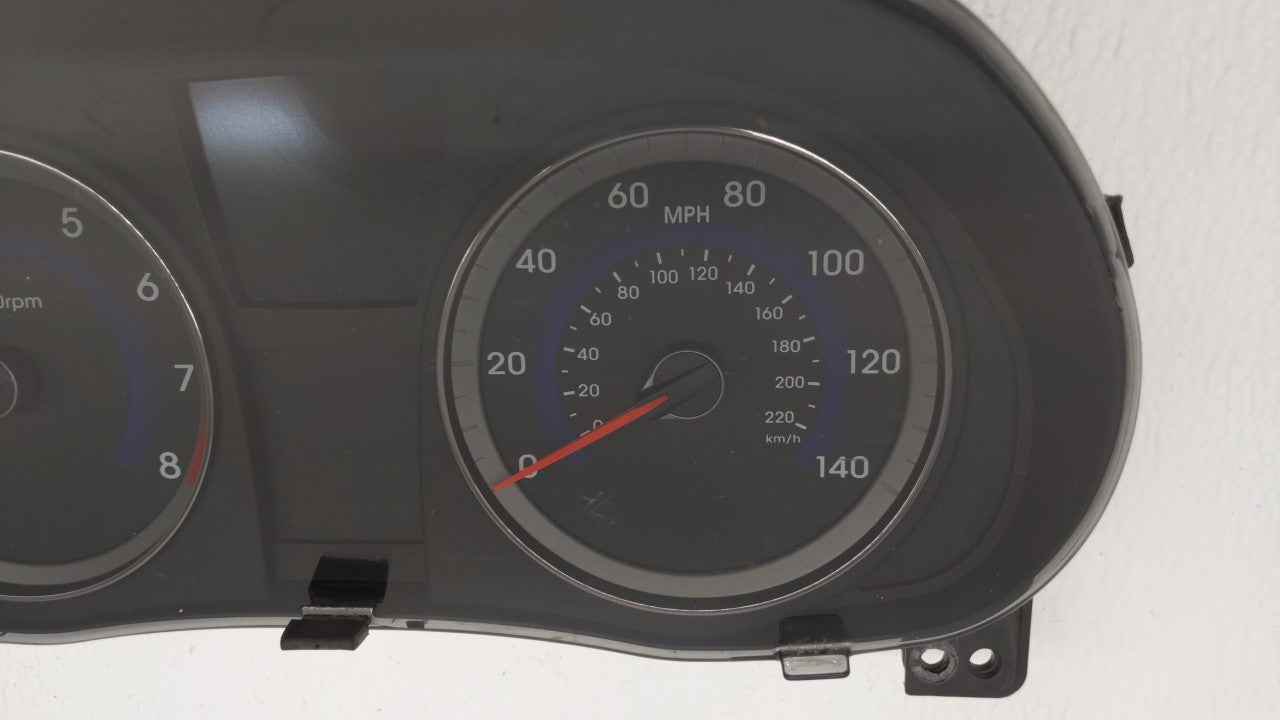 2013-2014 Hyundai Accent Instrument Cluster Speedometer Gauges P/N:94001-1R015 Fits 2013 2014 OEM Used Auto Parts - Oemusedautoparts1.com