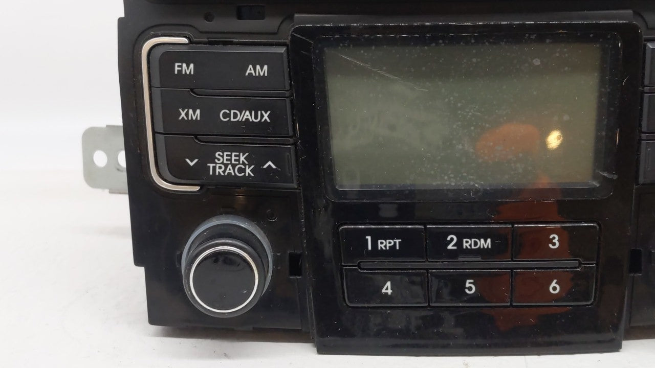 2011 Hyundai Sonata Radio AM FM Cd Player Receiver Replacement P/N:96180-3Q000 961803Q000 Fits OEM Used Auto Parts - Oemusedautoparts1.com