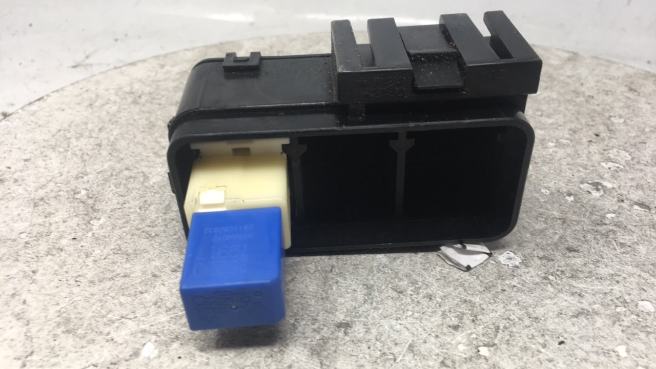 2006 Infiniti Fx35 Fusebox Fuse Box Panel Relay Module P/N:24382AD100 Fits OEM Used Auto Parts - Oemusedautoparts1.com