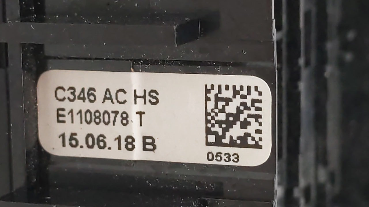 2015-2018 Ford Focus Climate Control Module Temperature AC/Heater Replacement P/N:F1ET-18C612-CJ F1ET-19980-LJ Fits OEM Used Auto Parts - Oemusedautoparts1.com