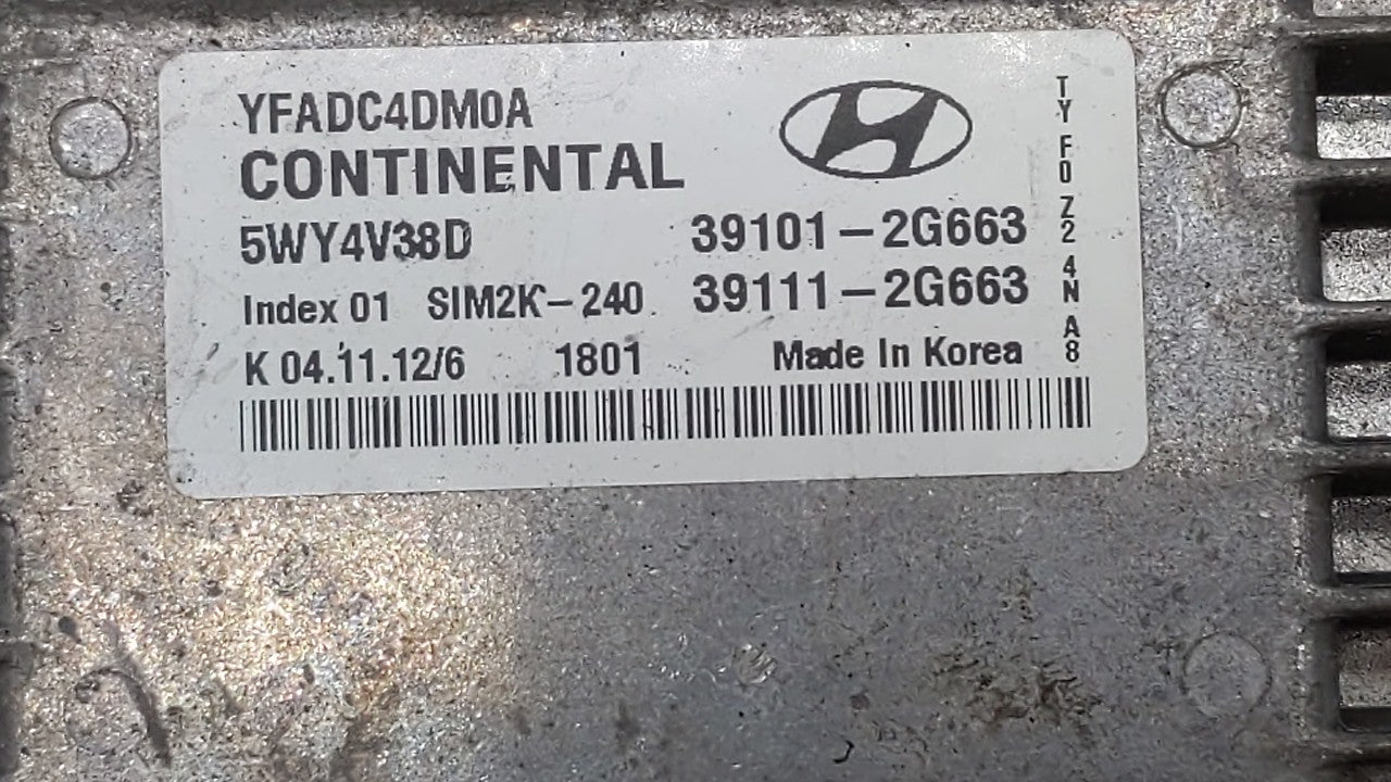 2011-2014 Hyundai Sonata PCM Engine Computer ECU ECM PCU OEM P/N:39101-2G673 39101-2G671 Fits 2011 2012 2013 2014 OEM Used Auto Parts - Oemusedautoparts1.com