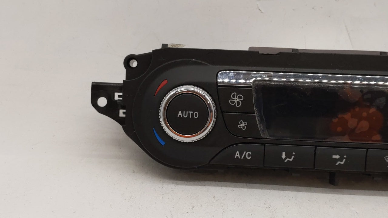 2013-2015 Ford Escape Climate Control Module Temperature AC/Heater Replacement P/N:CJ5T-18C612-BA CJ5T-18C612-BC Fits OEM Used Auto Parts - Oemusedautoparts1.com