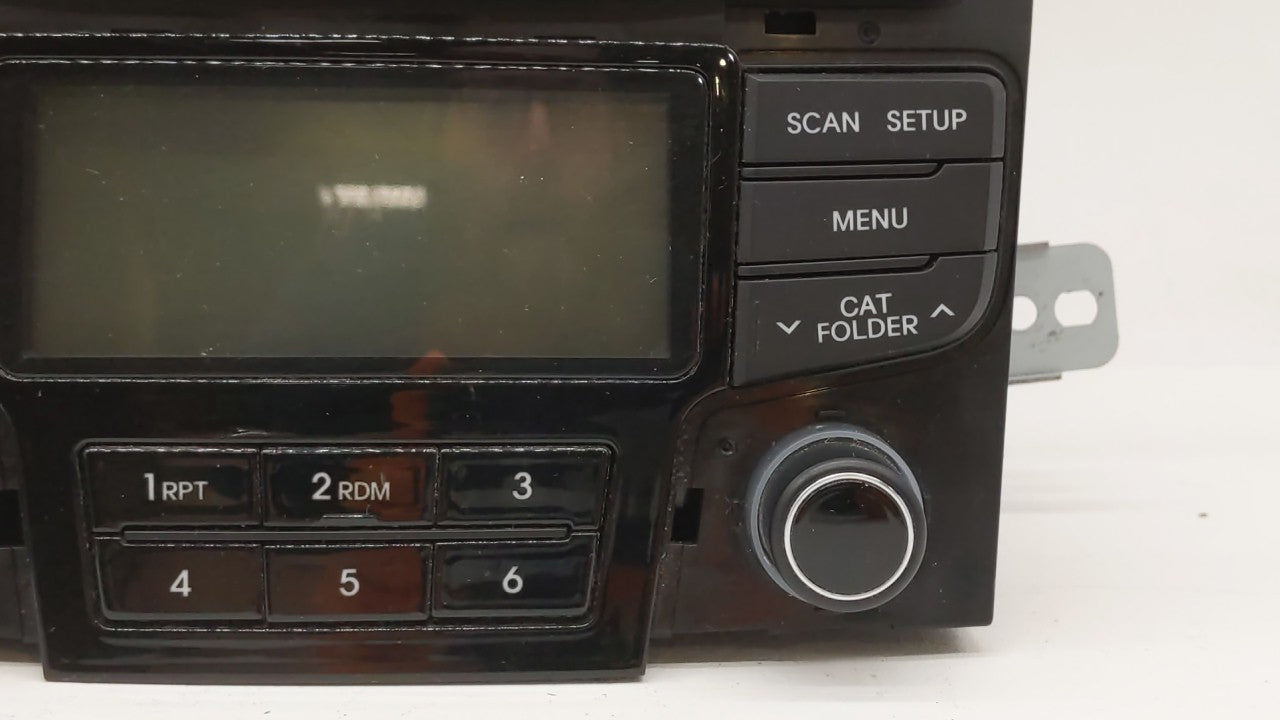 2012-2015 Hyundai Sonata Radio AM FM Cd Player Receiver Replacement P/N:96180-3Q600 96180-3Q700 Fits 2012 2013 2014 2015 OEM Used Auto Parts - Oemusedautoparts1.com